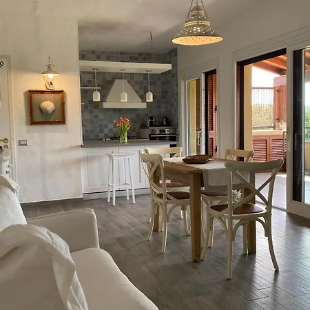 Katia Marinella Intero In Affitto Apartment